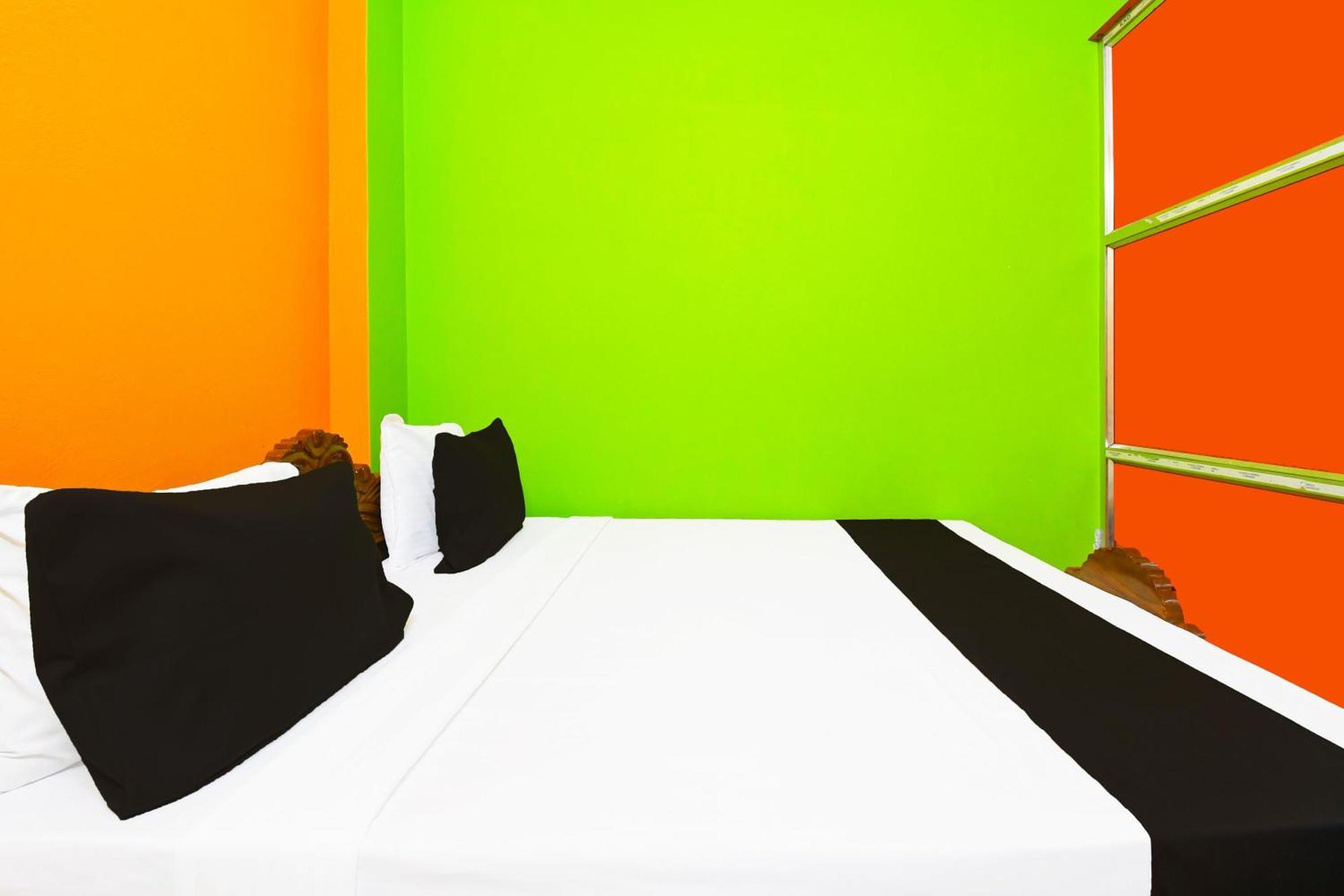Hotel O Kali Ma Hotel Krishnanagar Kültér fotó